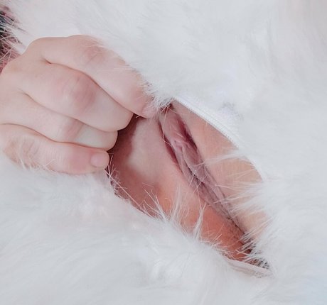 dirtydotti pretty model photos