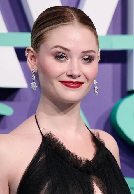 Virginia Gardner erotic star picture