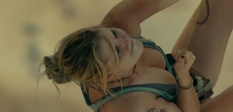 Virginia Gardner actress galleries