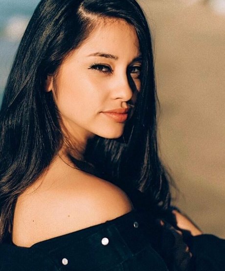 Yvette Monreal pornstar adult pictures