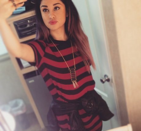 mexican milf onlyfans sexy picture