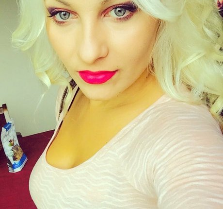 Mirjana Matic hd pornstar pic