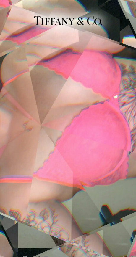 lauri air4 model sexy photo