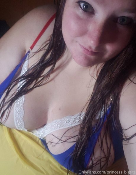 Princess Big Tits sexy pornstar pictures