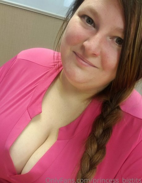 Princess Big Tits nude pornstar archive