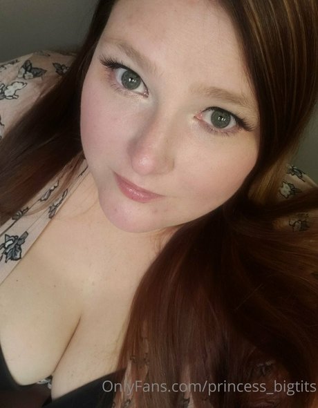 Princess Big Tits naked star picture