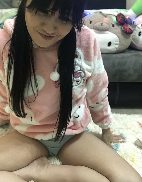 pandagrlxxx free model picture