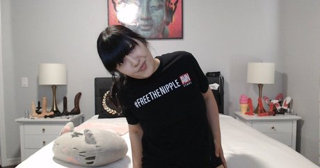 pandagrlxxx sexy pornstar photo