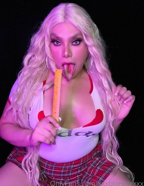 xxxblondiexxx model nice pics