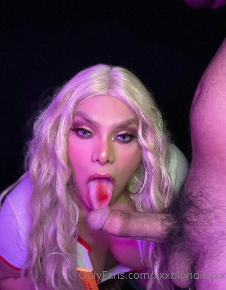 xxxblondiexxx pretty model img