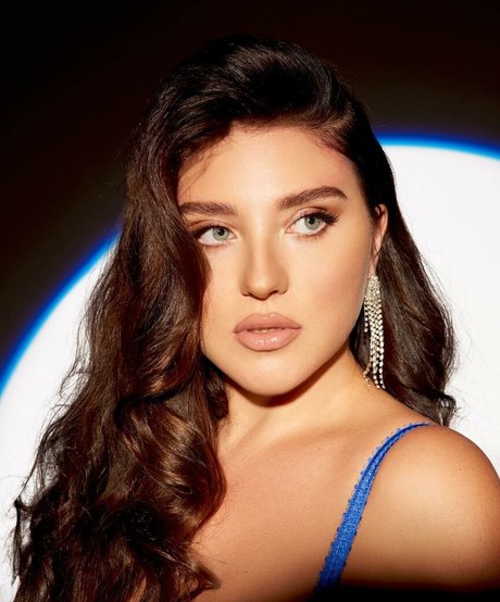 Elizaveta Tsareva model adult photo