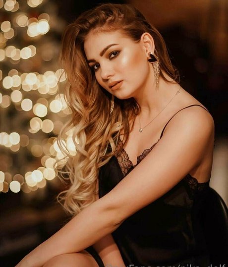 nika delf star sexy pictures