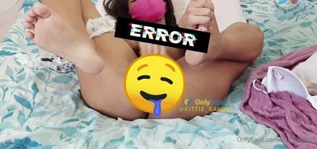 Lilith Kawaii nude pornstar pics
