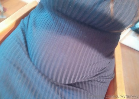 curvyfairyyy pornographic model picture