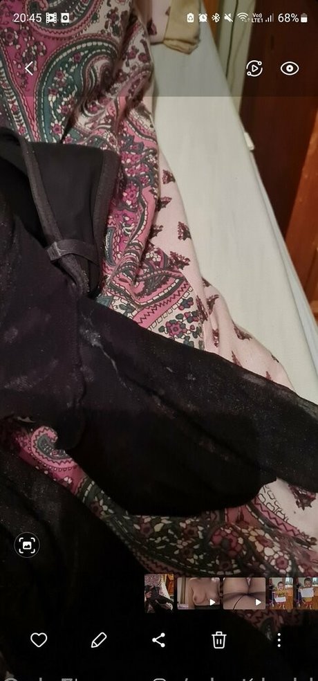 whatdaddywants1 pretty star img