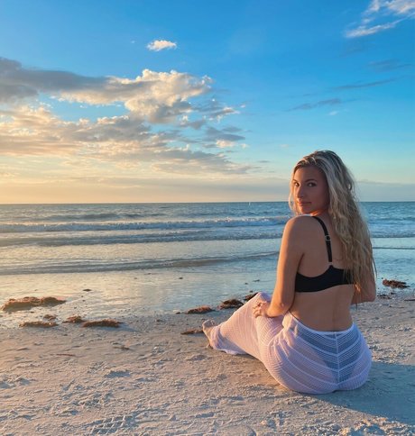 Lex Beccs high quality model photo