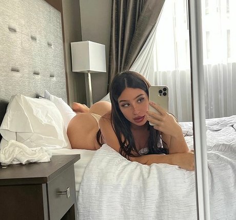 anicejewishgirl model hd pic