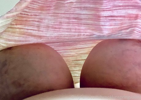 thick girls onlyfans hot naked images