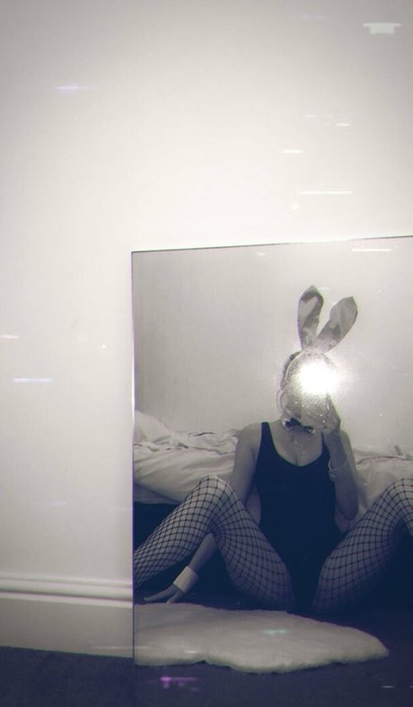 mslolaof star erotic gallery