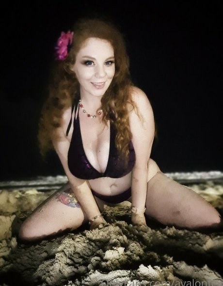 avalonfey pornstar hot photos