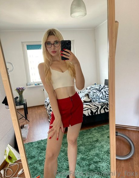 amily foxx nice actress photos