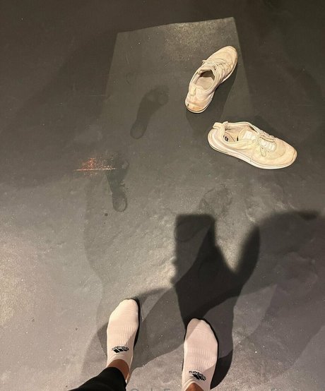 gymfeetgirl model art archive