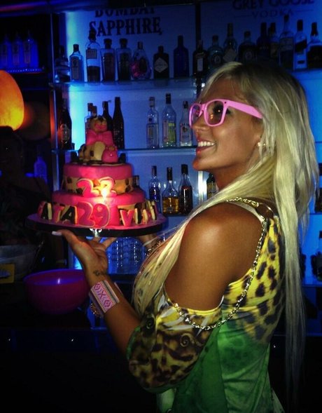 lesbian massage onlyfans hot sexy picture