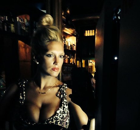 shemale outdoor onlyfans free sex picture