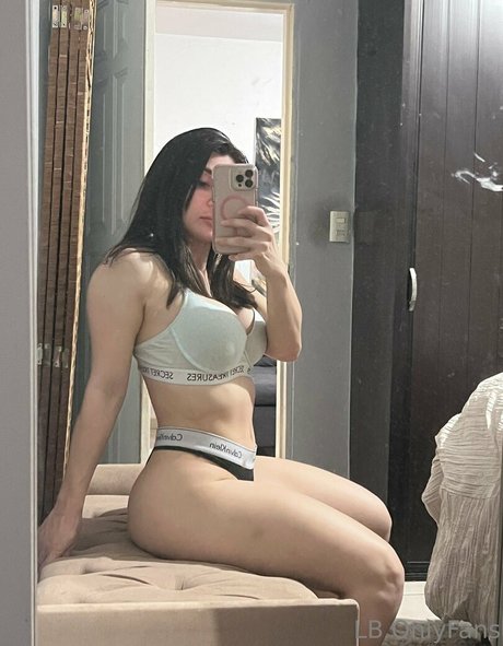 chicks with dicks onlyfans hot xxx pics