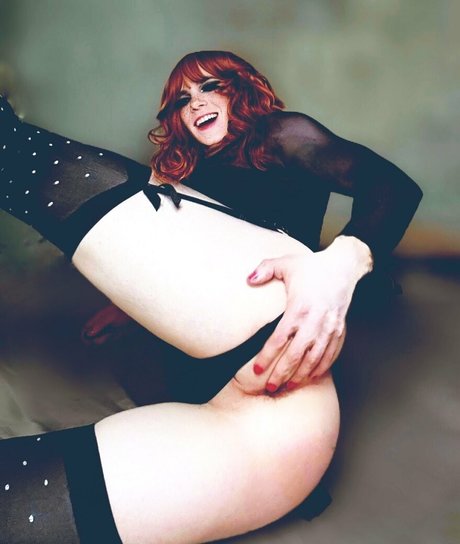 squirt teen onlyfans exclusive photos