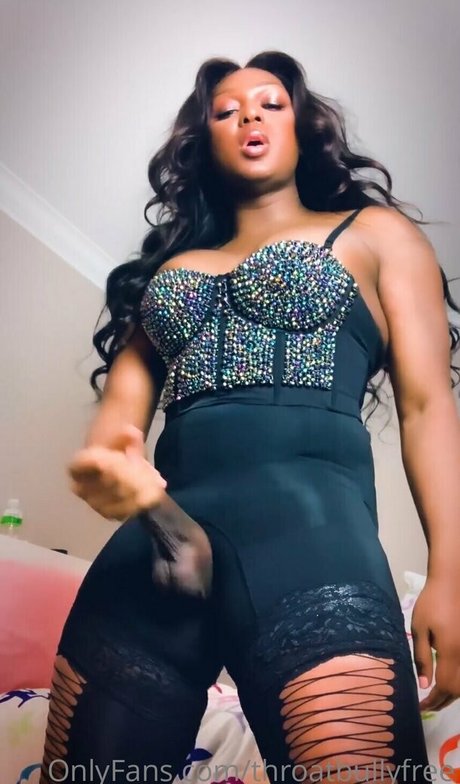 throatbullyfree star hot pictures