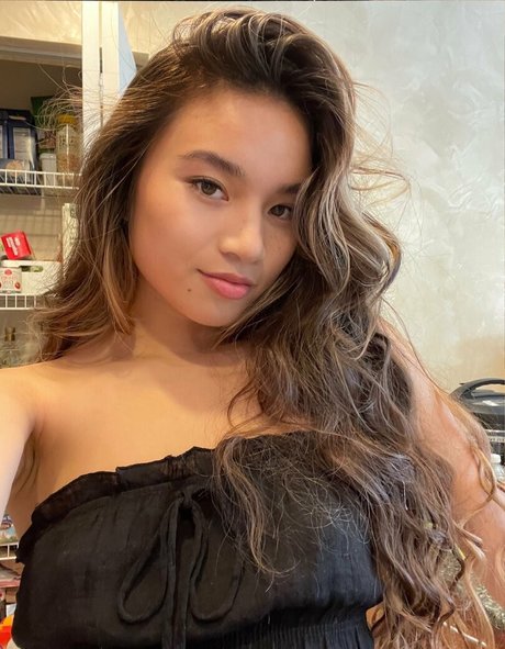 squirting onlyfans art nude gallery