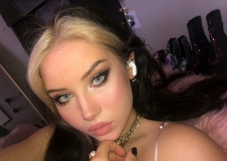 katyakittyxo high quality model galleries