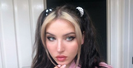 katyakittyxo porn actress photo