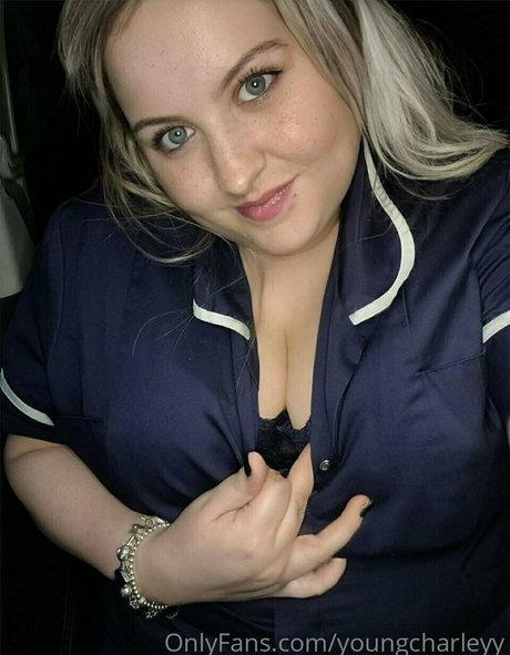 big tits brunette onlyfans free xxx photo