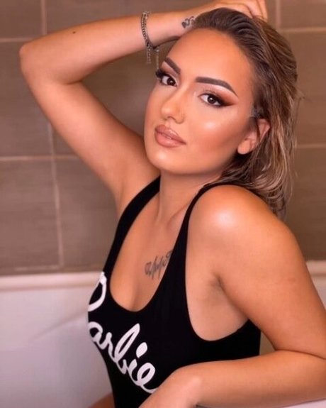 deeaxsharon nudes actress pictures