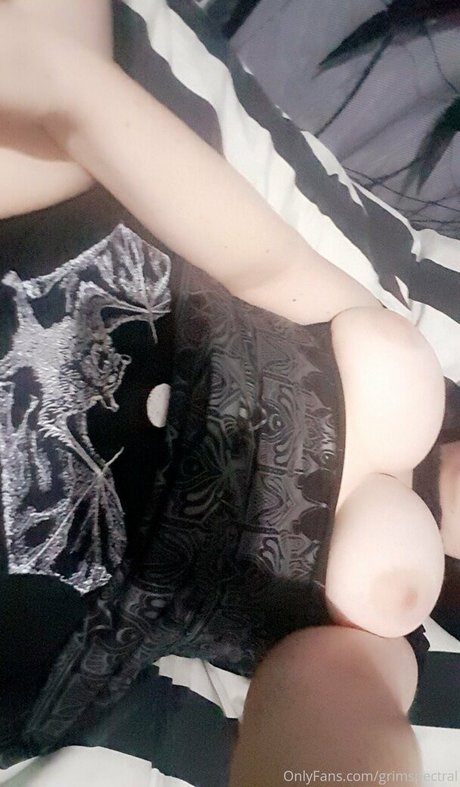 grimspectral art model photo