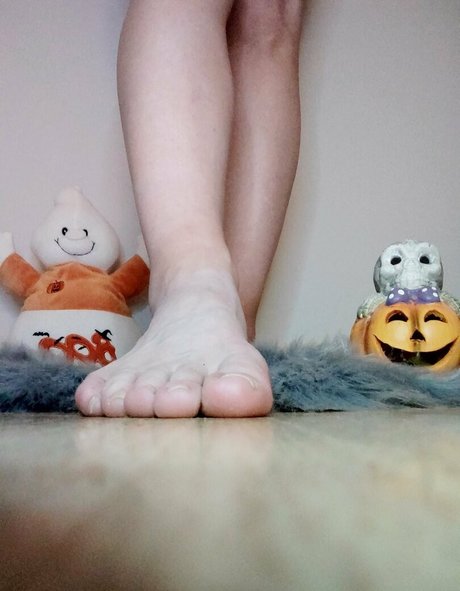 gingergiantess pornstar naked img