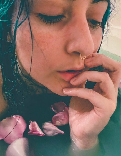 Afkayt pornstar sexy gallery