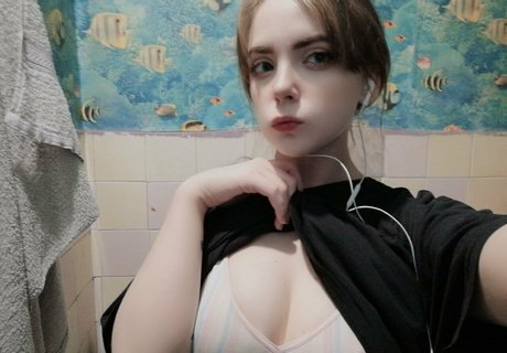 fun milf onlyfans beautiful nude gallery