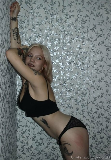 foxy bright best actress picture