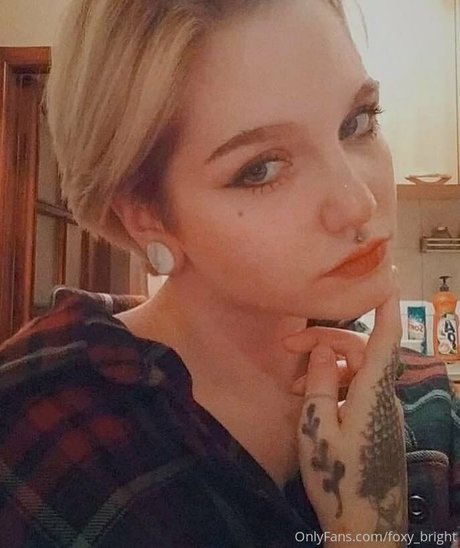 foxy bright model xxx pics