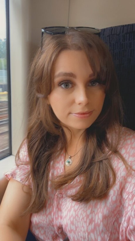 Admiremeamy beautiful model images