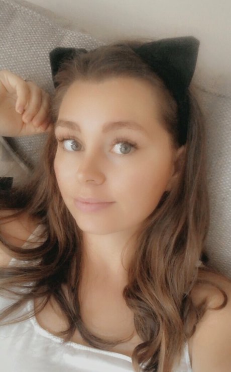 Admiremeamy high quality pornstar pic