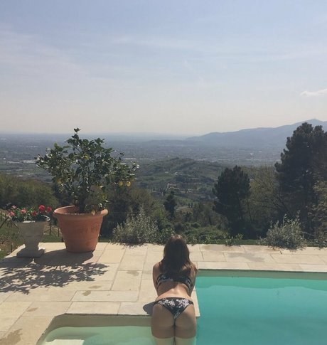 Admiremeamy adult star pictures