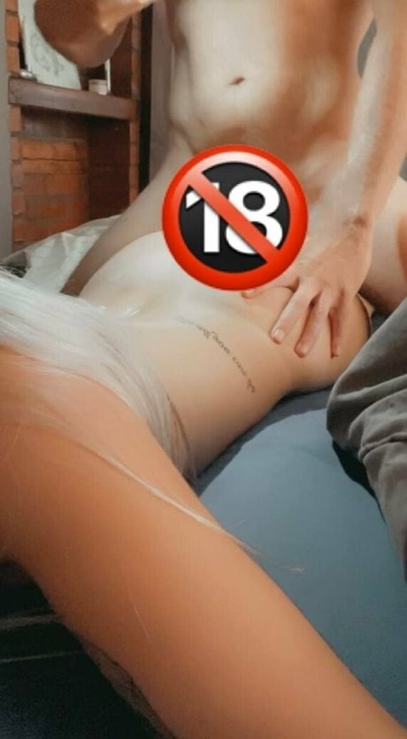 bossblondie star top archive