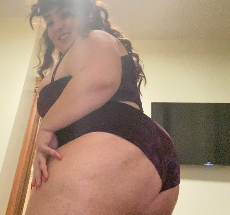 fatbratfreya nice model gallery