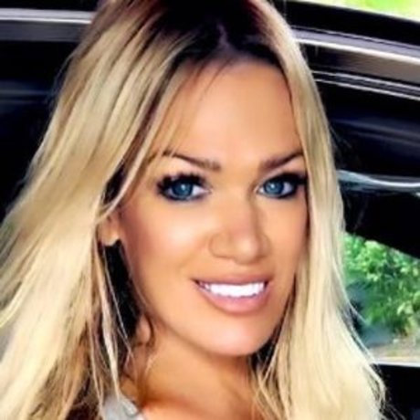 shemale fucks girl onlyfans beautiful pic