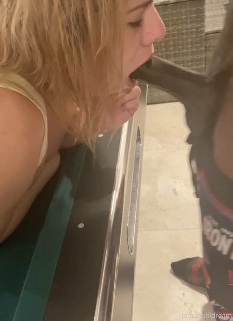 queensophiaxx nude actress pics