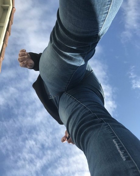 serenasoles99 naked model photos